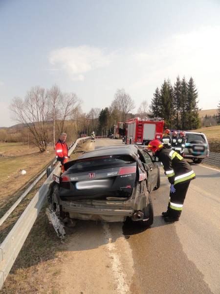Śmiertelny wypadek drogowy w Tyliczu - foto. KMPSP Nowy Sącz