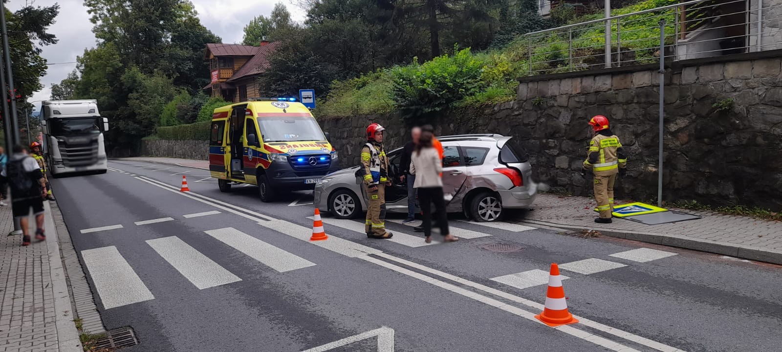 Kolizja na ulicy Kraszewskiego w Krynicy-Zdroju