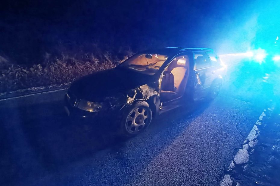 Zderzenie samochodu dostawczego i osobowego na DK75 w Tyliczu