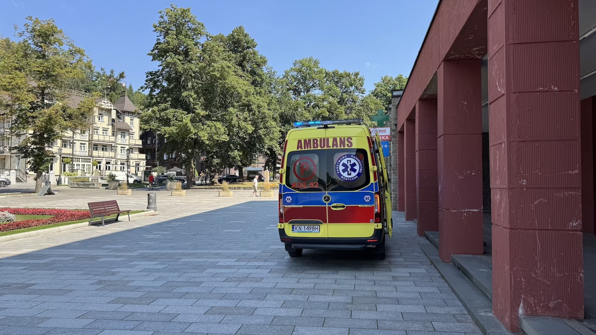Karteka Pogotowia Ratunkowego na Krynickim Deptaku