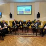 Konferencja „Przyszłość Sądecczyzny” z udziałem ministra Karola Rabendy oraz doradcy Alvina Gajadhura